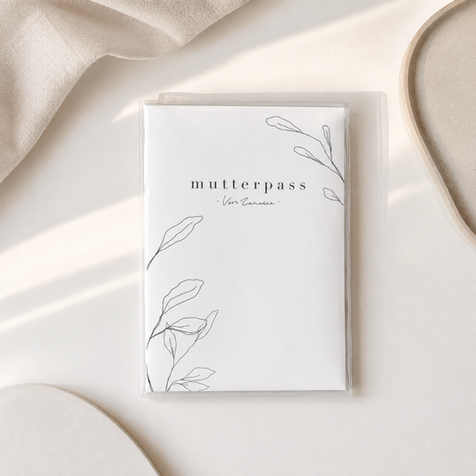 MUTTERPASSHÜLLE - Floral schwarz weiss personalisiert
