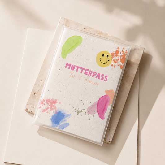 MUTTERPASSHÜLLE - Bunte Malerei personalisiert
