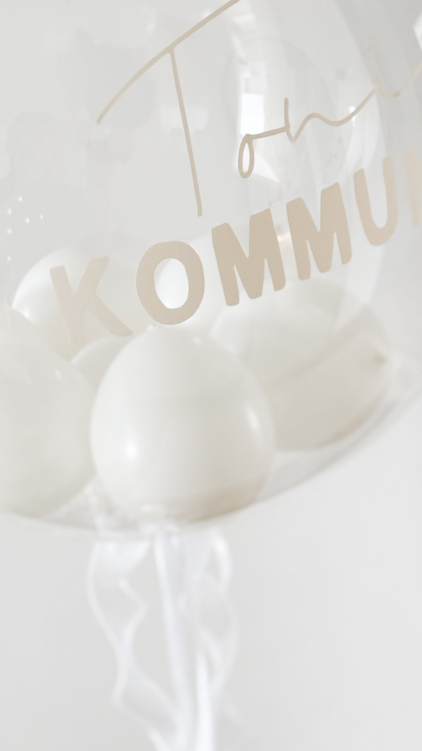 XL Ballon personalisiert - Kommunion transparent beige