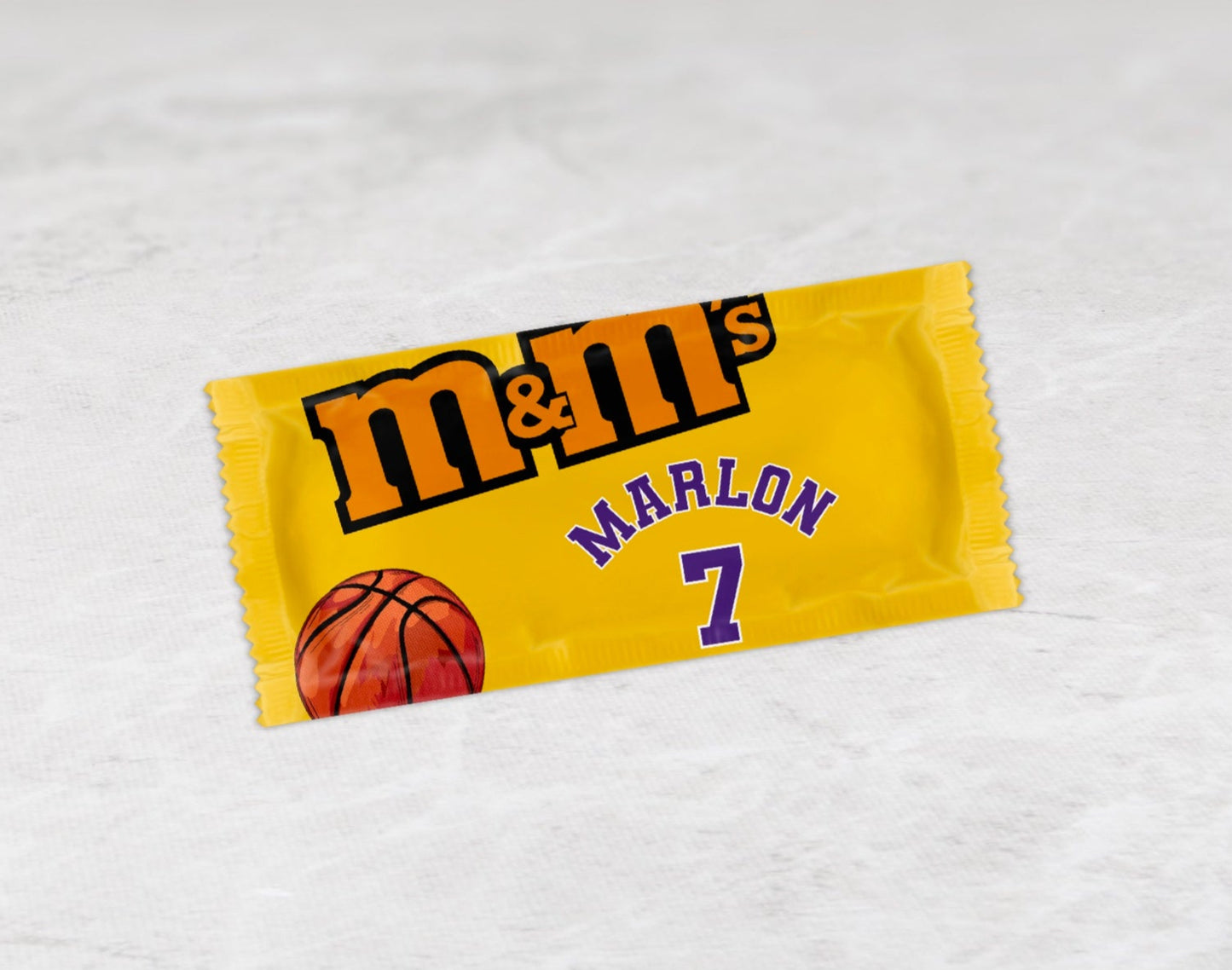 M&Ms Peanuts - Basketball Lakers